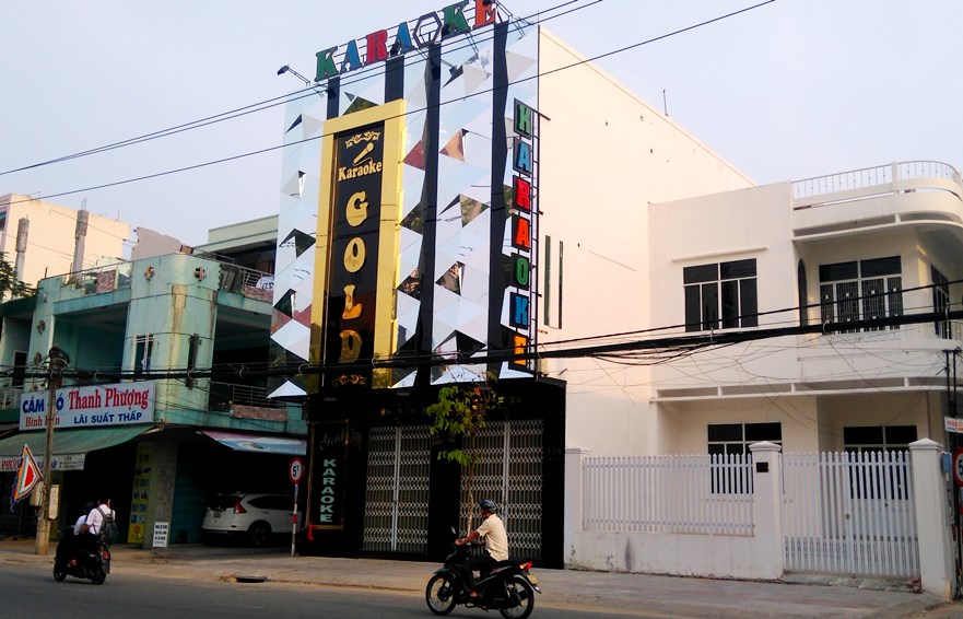 Đà Nẵng vẫn tạm dừng các dịch vụ tập trung đông người từ ngày 23-4